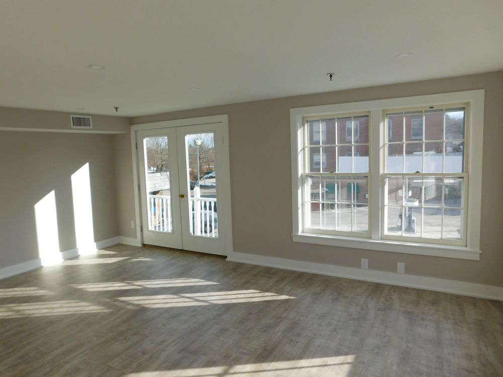 Unit 4 - Second Floor Office